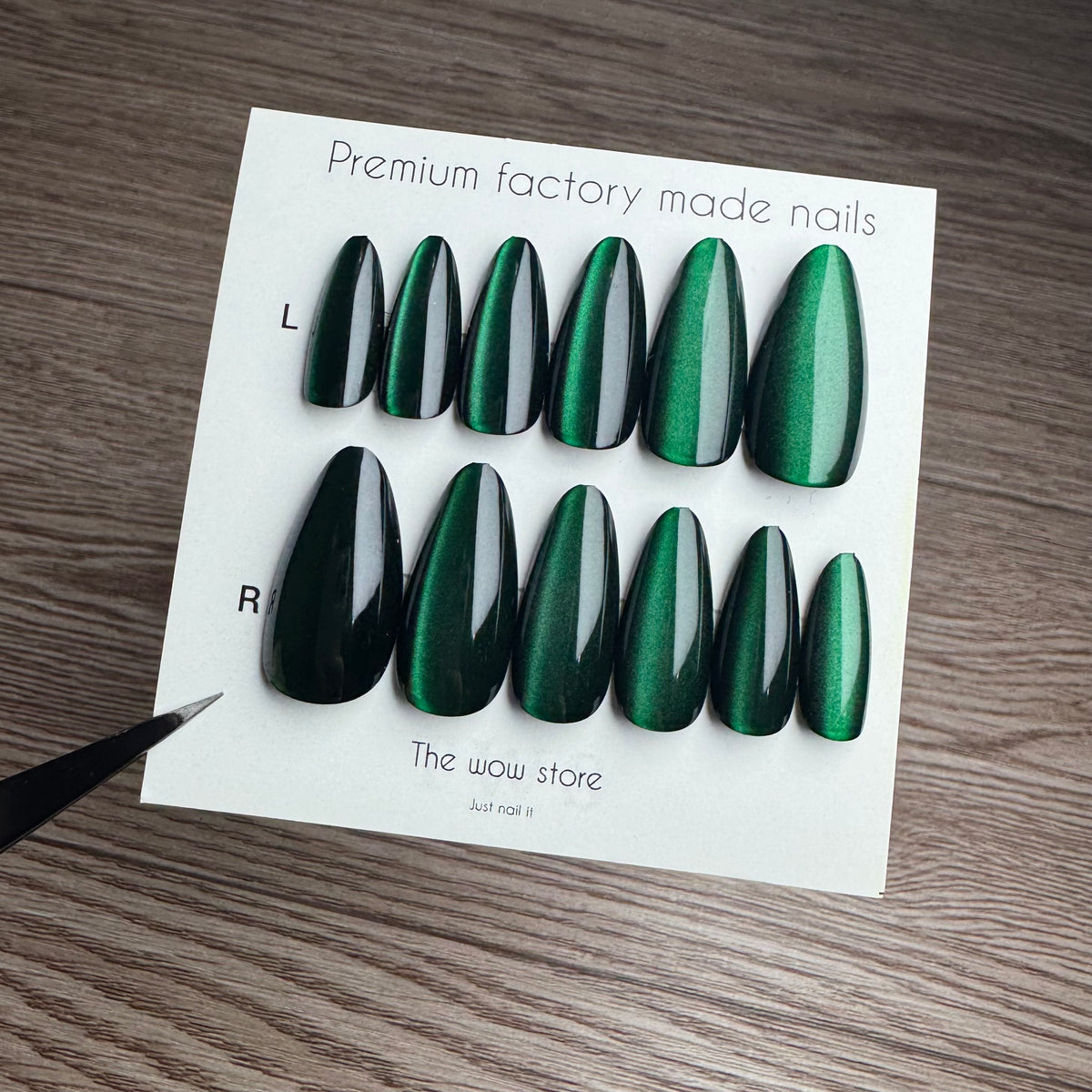 Emerald - 24 nails set
