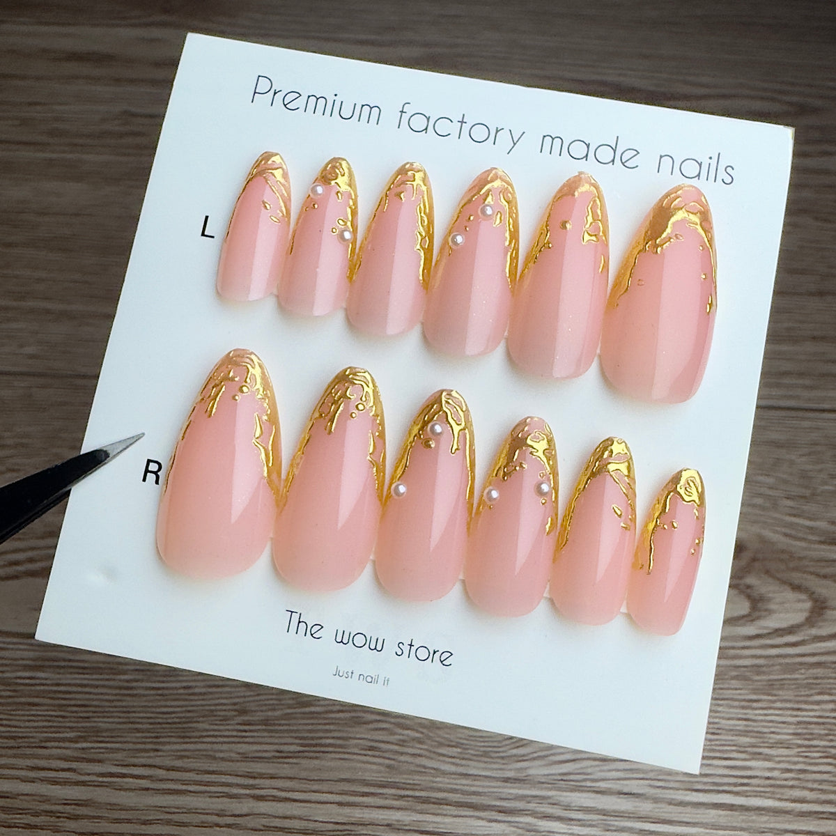 Frisky - 24 nails set