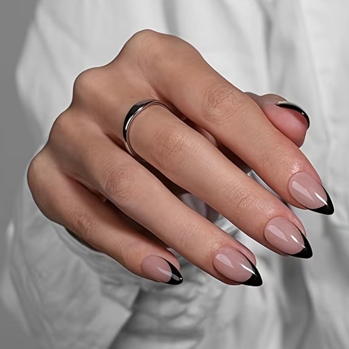 Charcoal vibe - 24 nails set