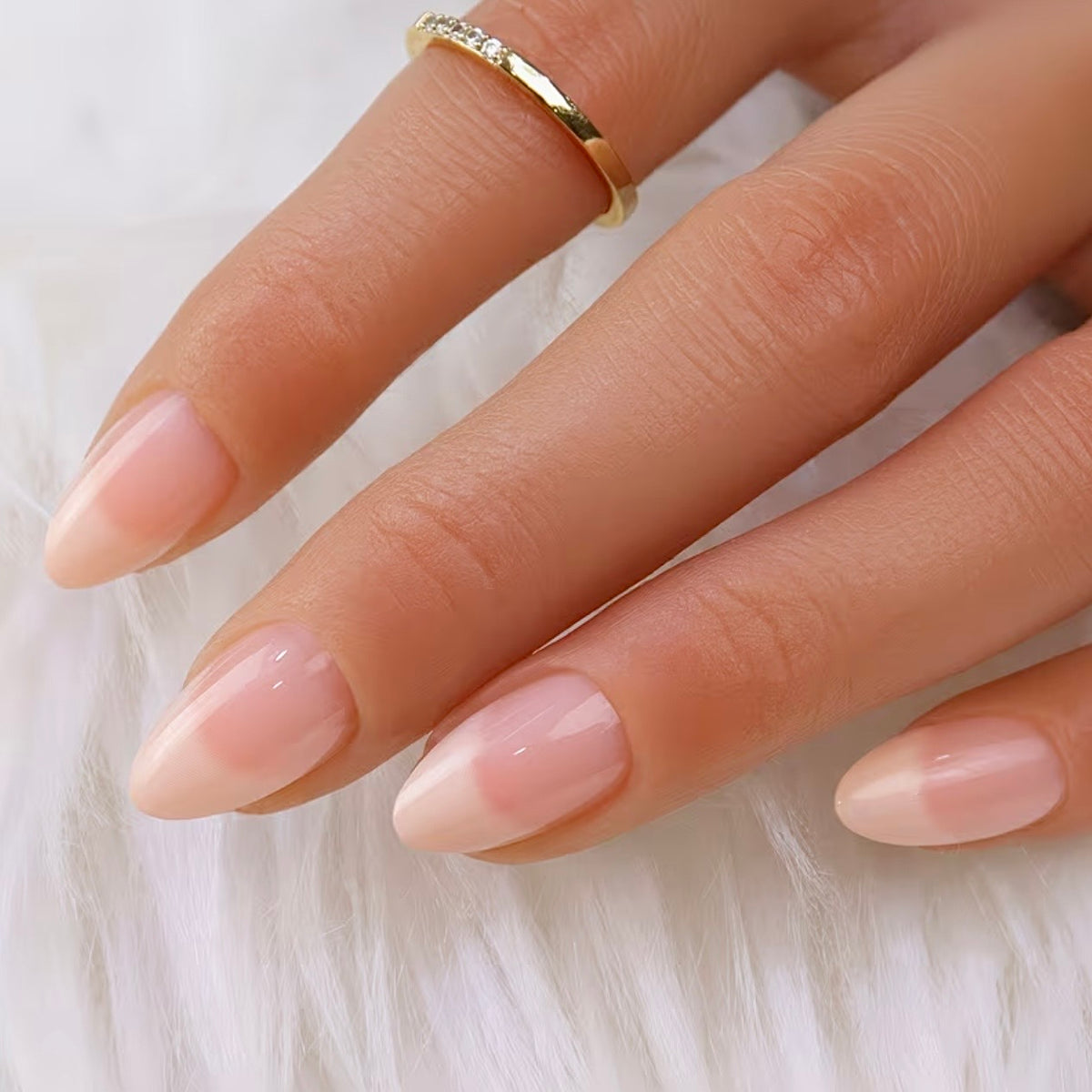 Naturally realistic - 24 nails set