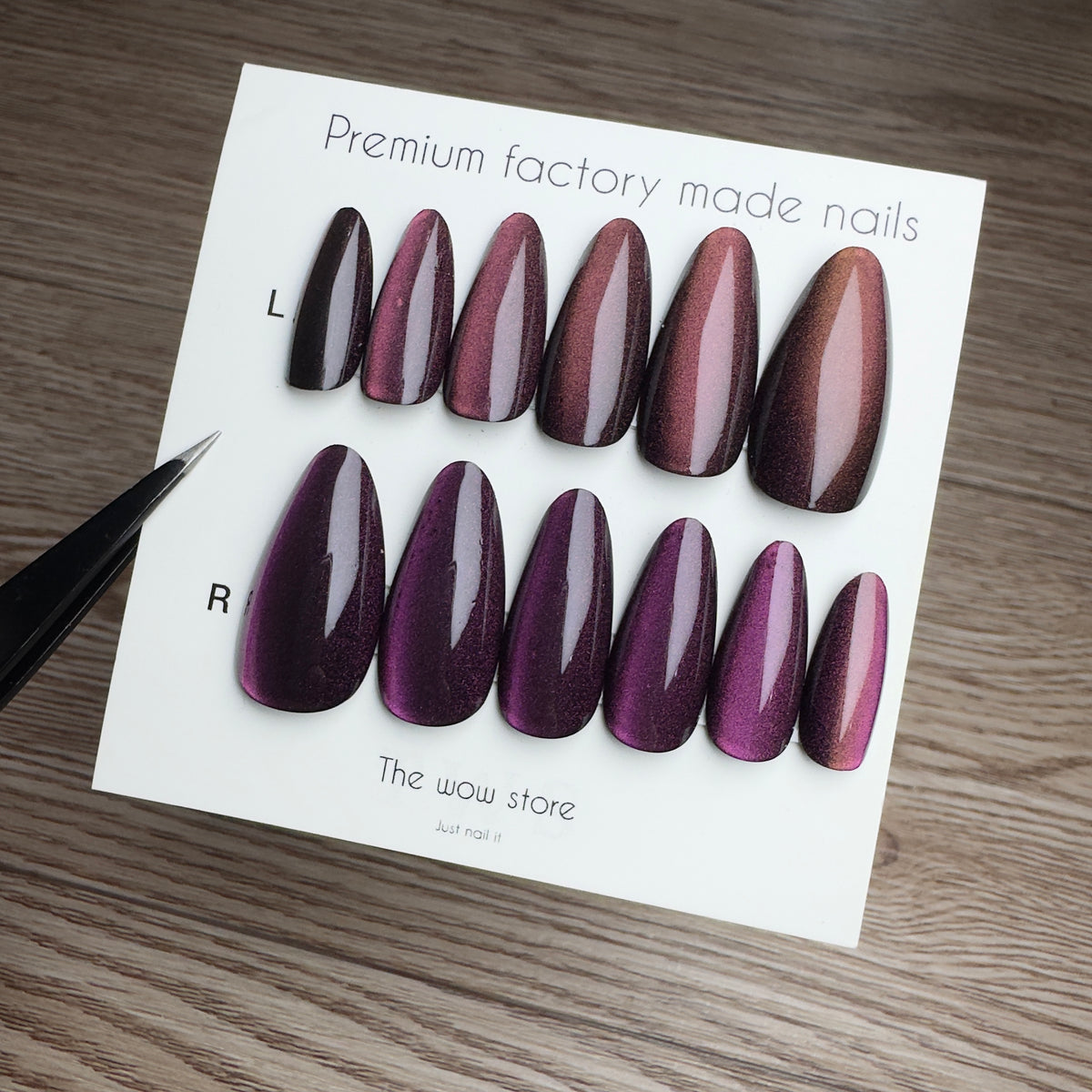 Colour changing cat eye nails