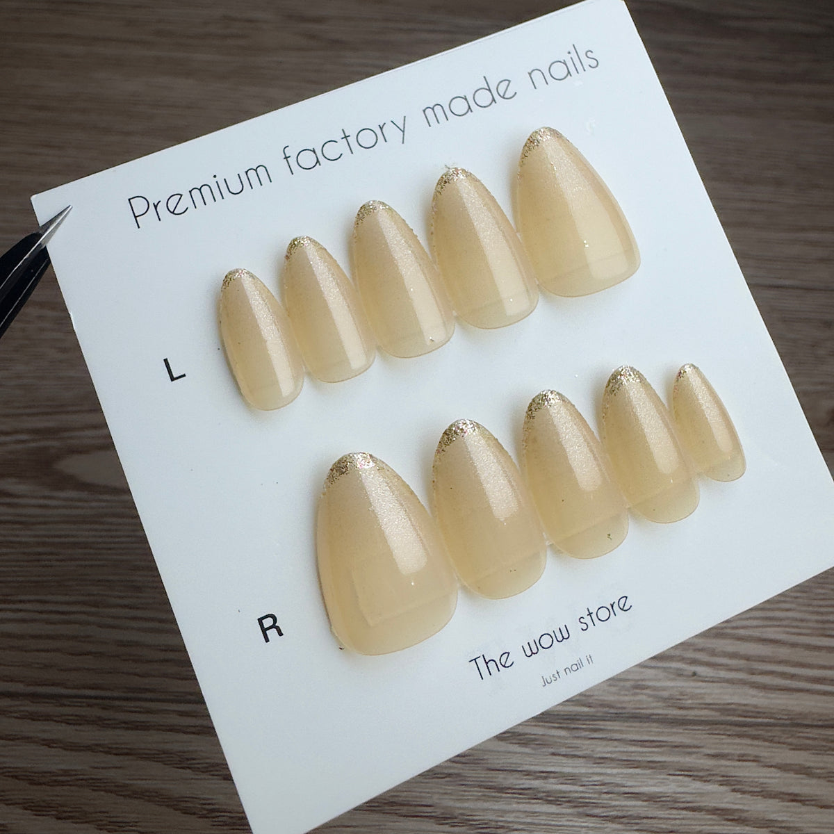 Regal - 24 nails set