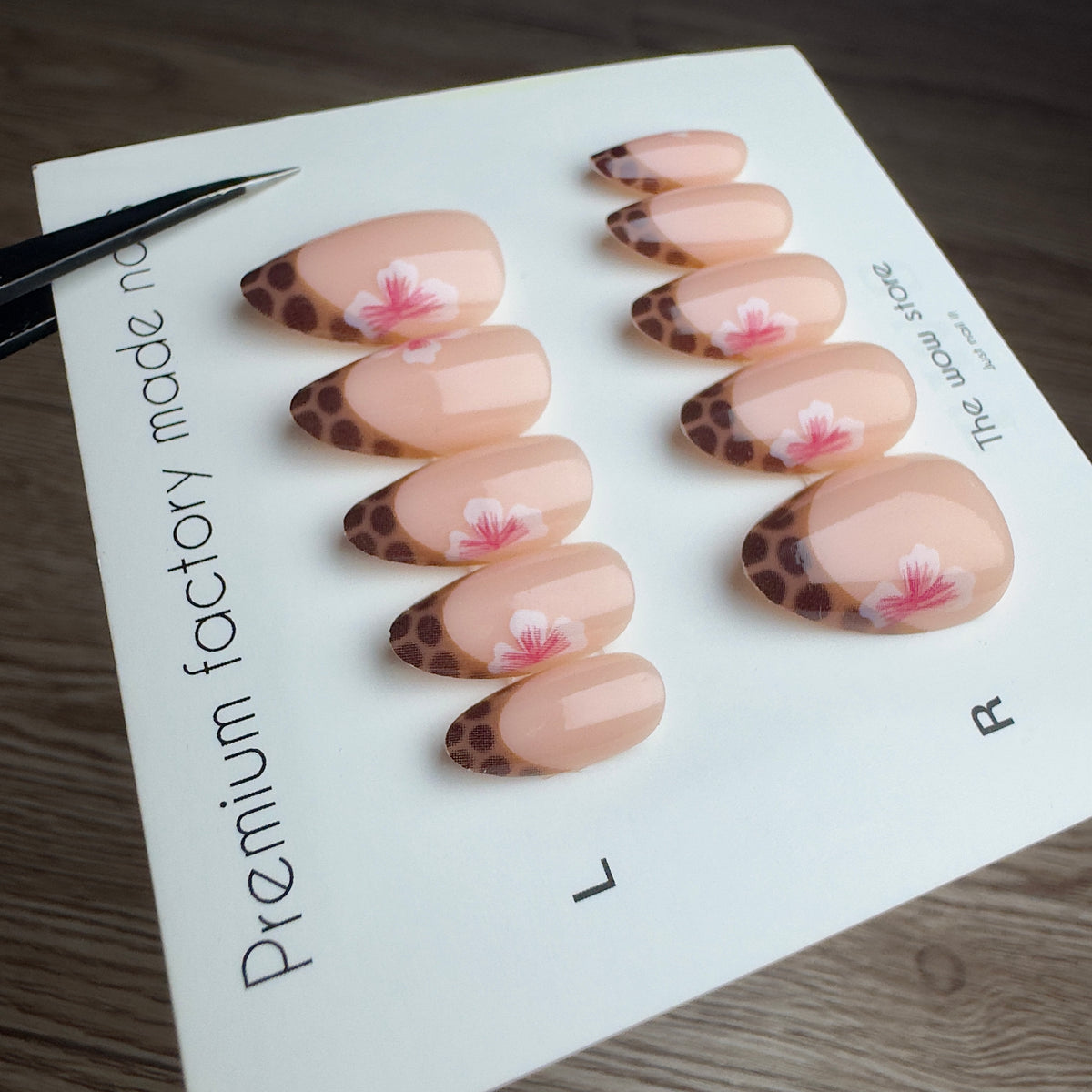 Daisy - 24 nails set