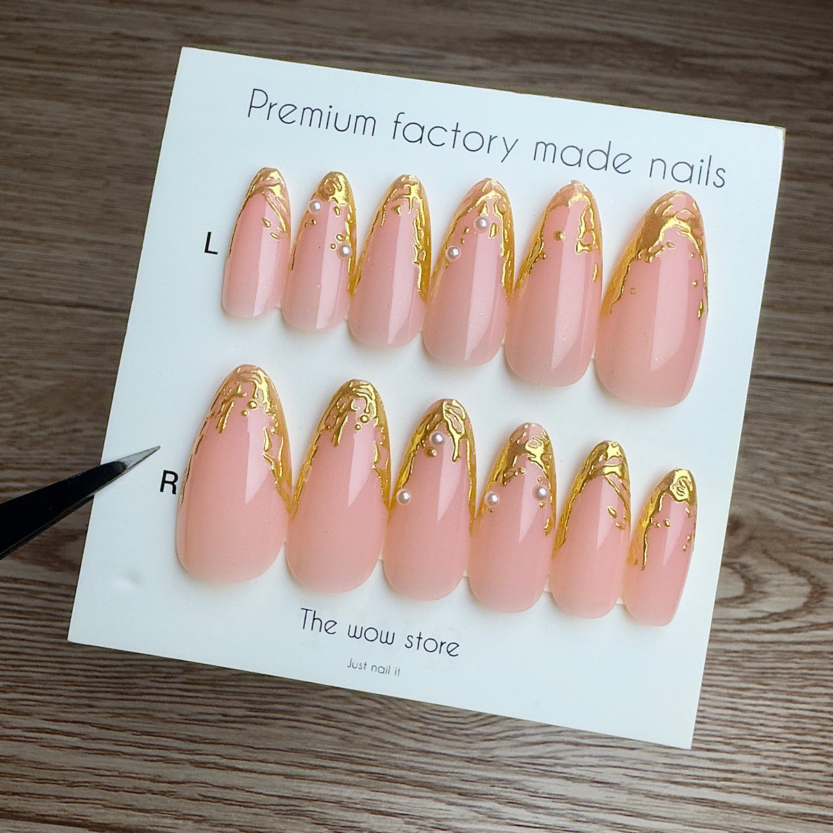 Frisky - 24 nails set