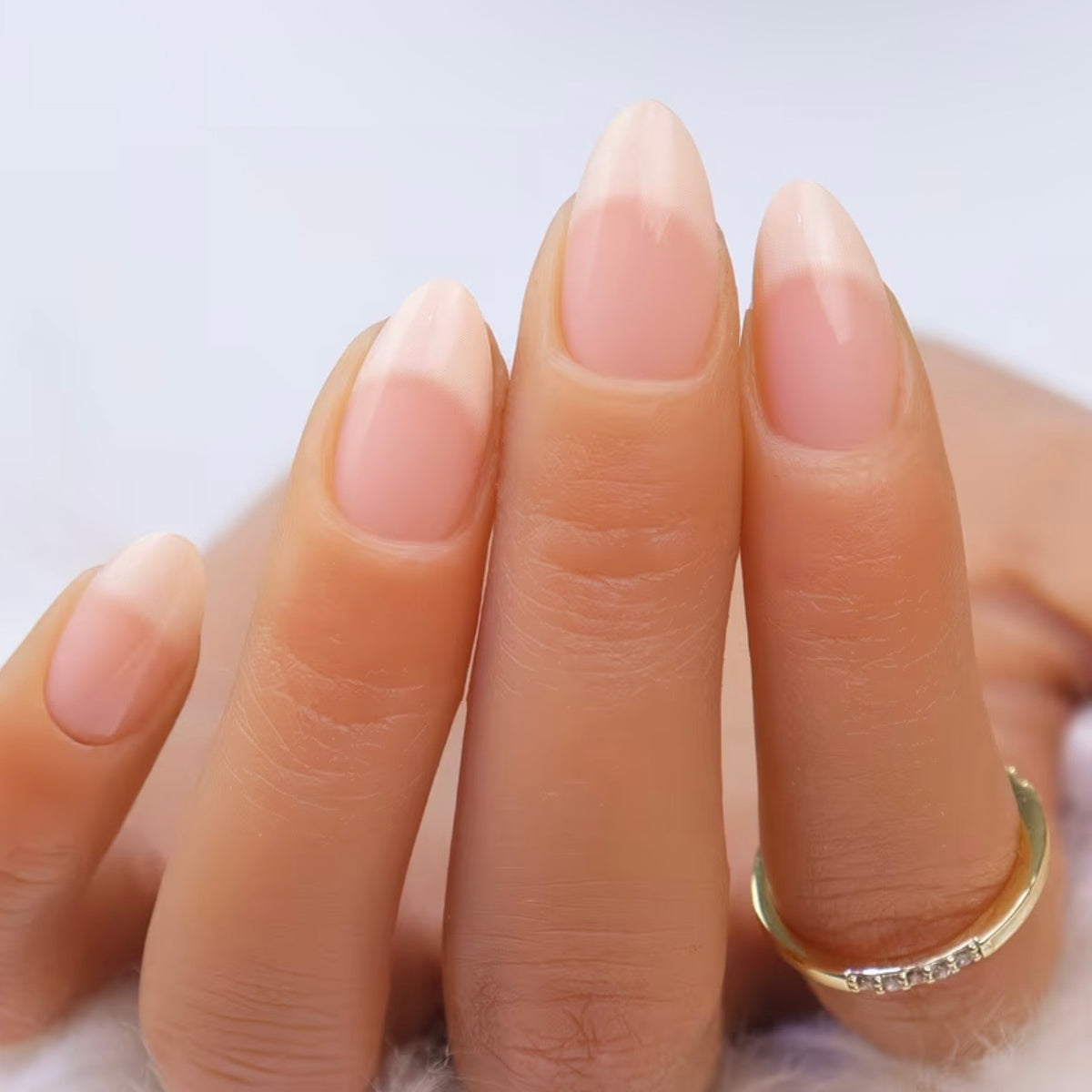 Naturally realistic - 24 nails set