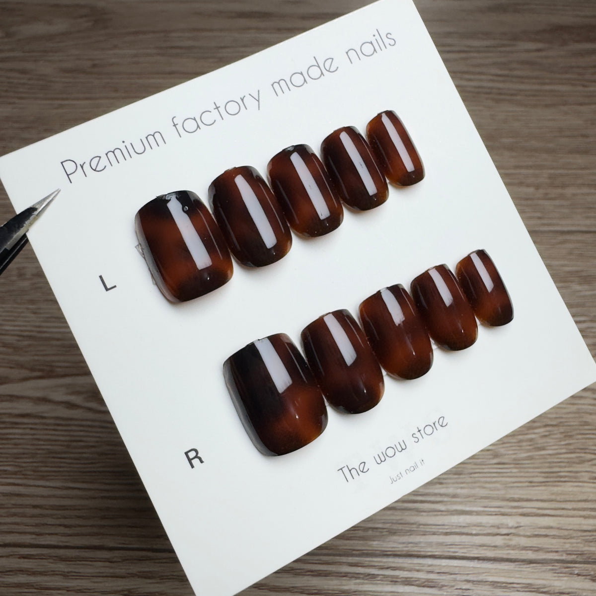 Brownie (square) - 24 nails set