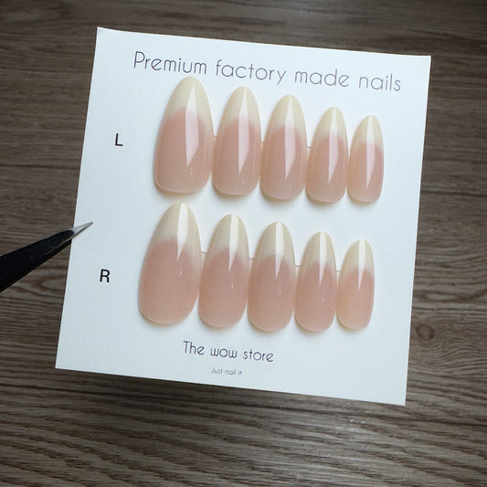 Hyper realistic milky white tips - 24 nails set