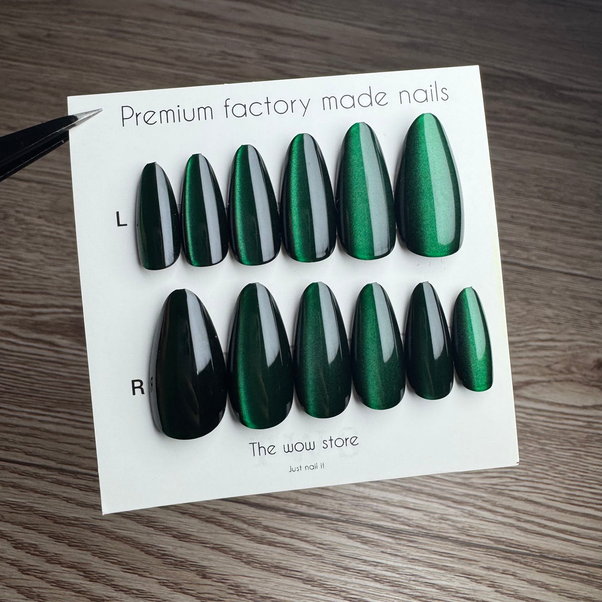 Emerald - 24 nails set