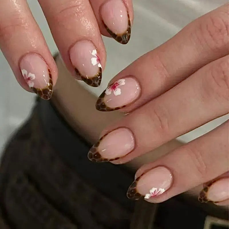 Daisy - 24 nails set