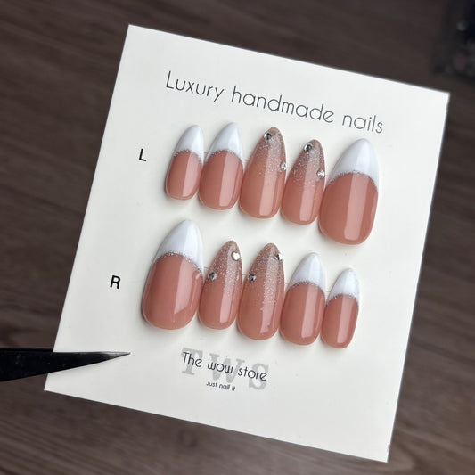 Illeana - Handmade